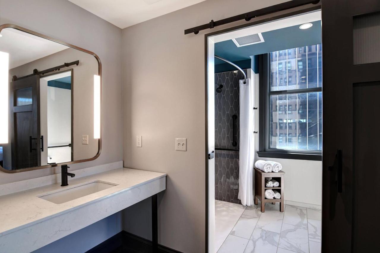 Courtyard By Marriott Cincinnati Downtown Ngoại thất bức ảnh