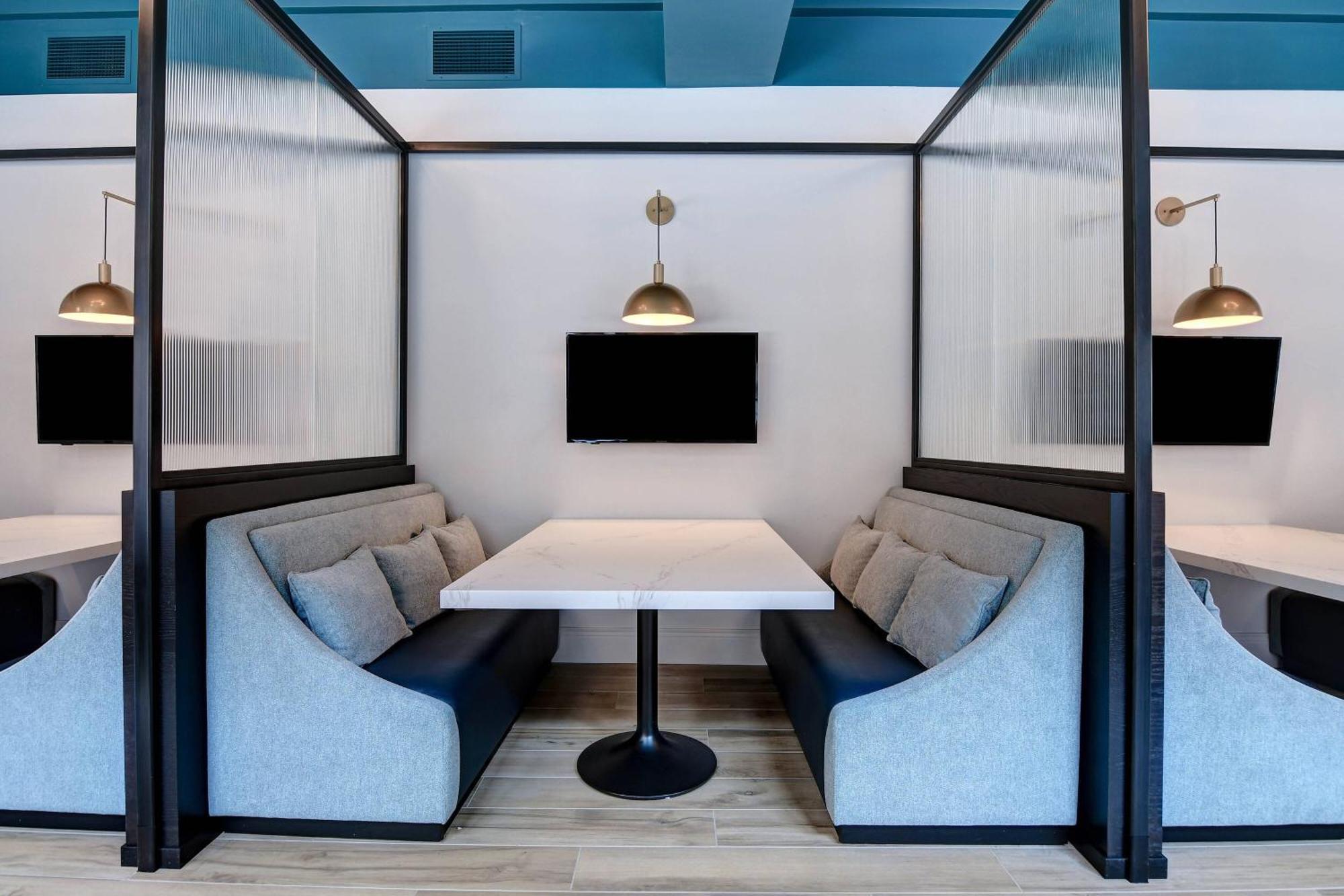 Courtyard By Marriott Cincinnati Downtown Ngoại thất bức ảnh