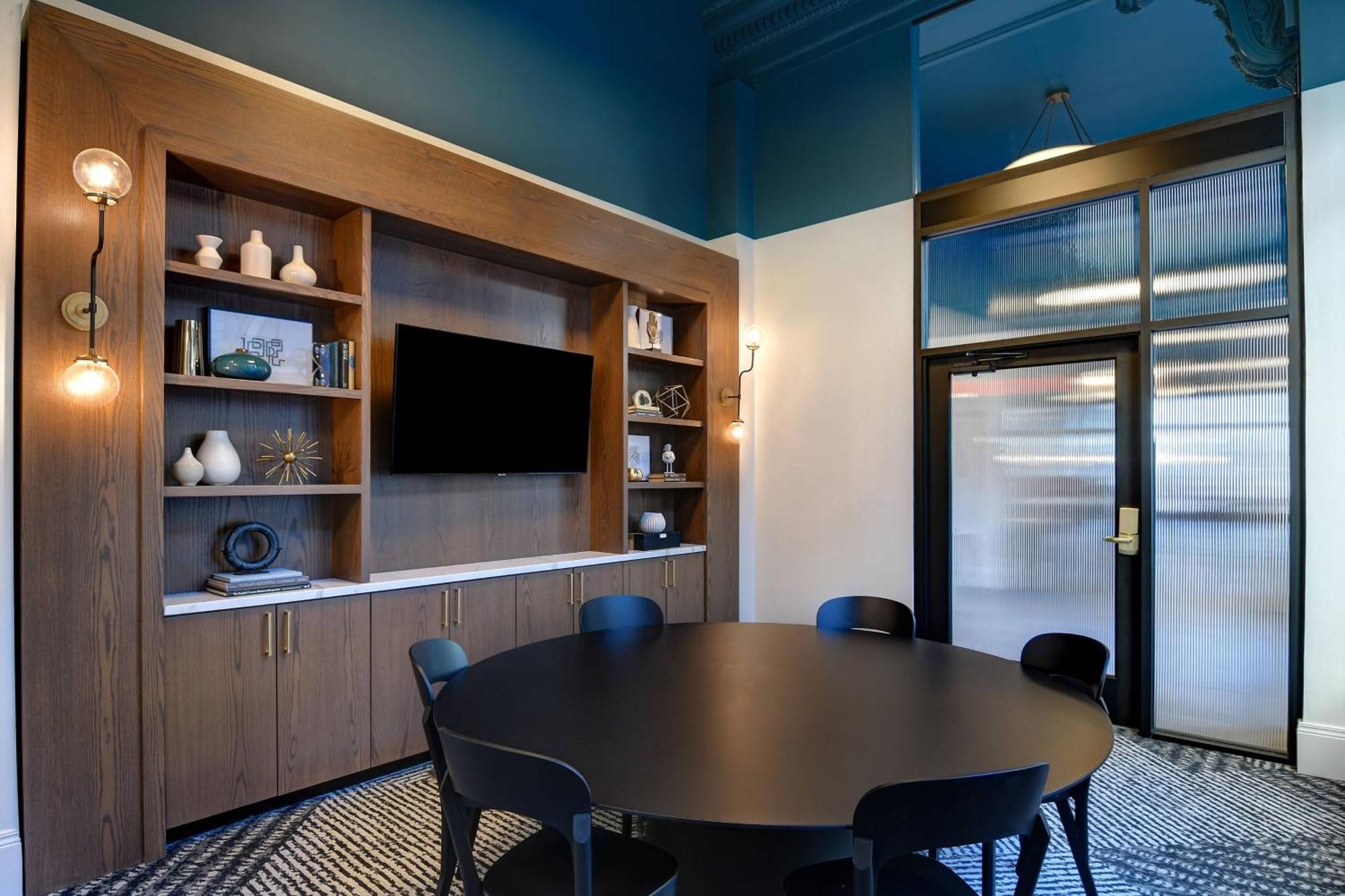 Courtyard By Marriott Cincinnati Downtown Ngoại thất bức ảnh