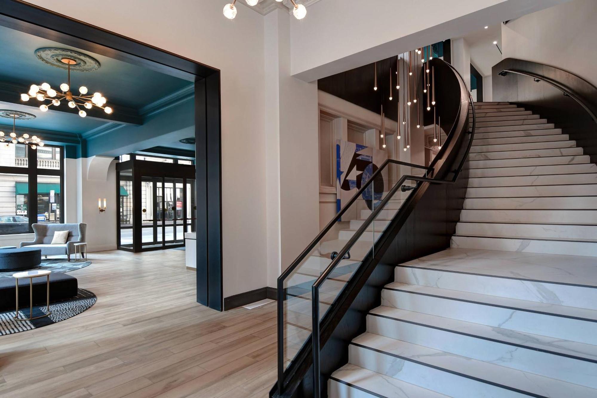 Courtyard By Marriott Cincinnati Downtown Ngoại thất bức ảnh